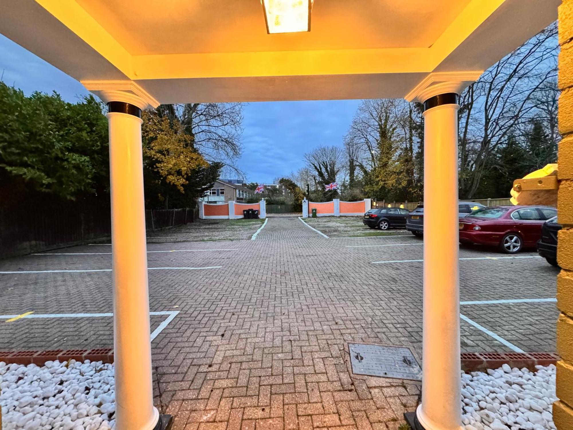 All Seasons Guest House Horley Extérieur photo