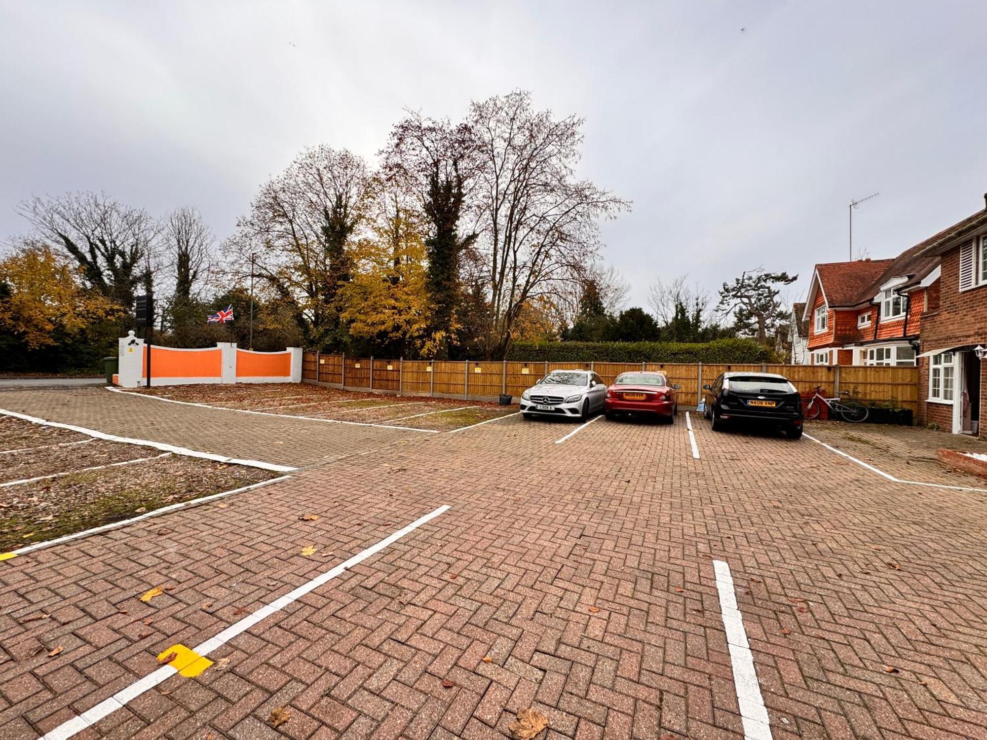 All Seasons Guest House Horley Extérieur photo